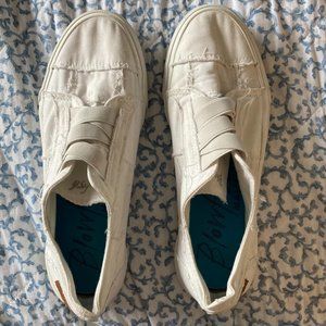 Blowfish Marley Distressed White Slip-On Canvas Sneakers Shoes Womens 8.5